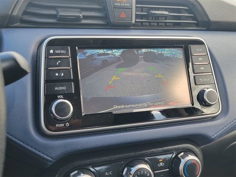 Used 2023 Nissan Versa SV image 26