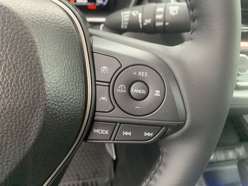 New 2026 Toyota Corolla Cross XLE image 28