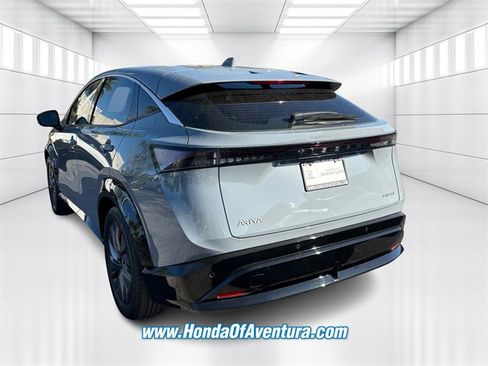 Used 2024 Nissan Ariya FWD image 5