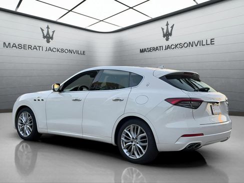 Certified 2022 Maserati Levante GT image 12