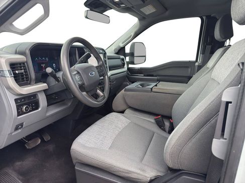 Used 2023 Ford F350 XLT w/ XLT Premium Package AWD/4WD image 10