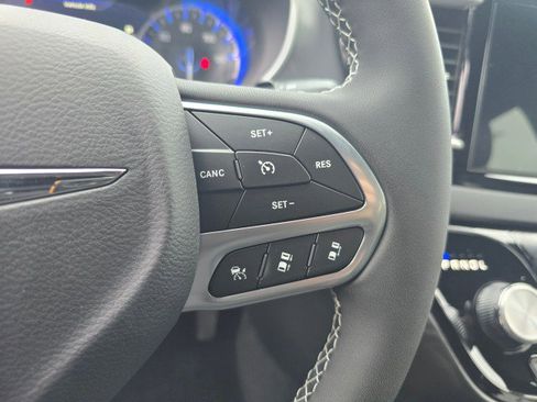 New 2026 Chrysler Voyager LX image 29