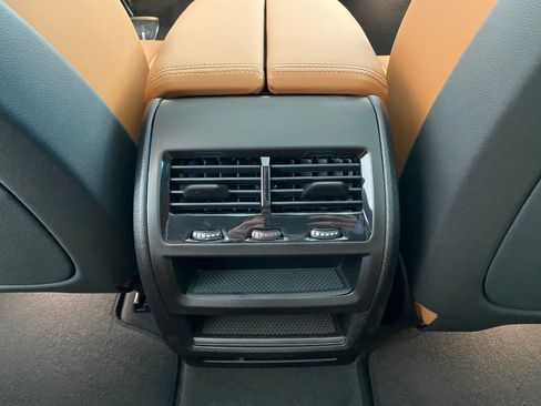 New 2026 BMW X5 xDrive50e w/ M Sport Package AWD/4WD image 30