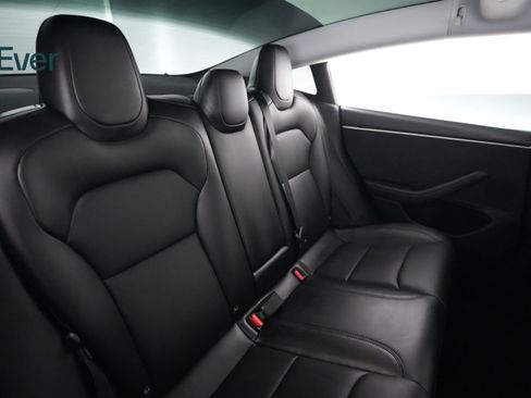 Used 2025 Tesla Model 3 Long Range image 5