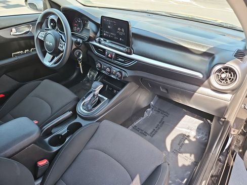 Used 2022 Kia Forte LXS image 33