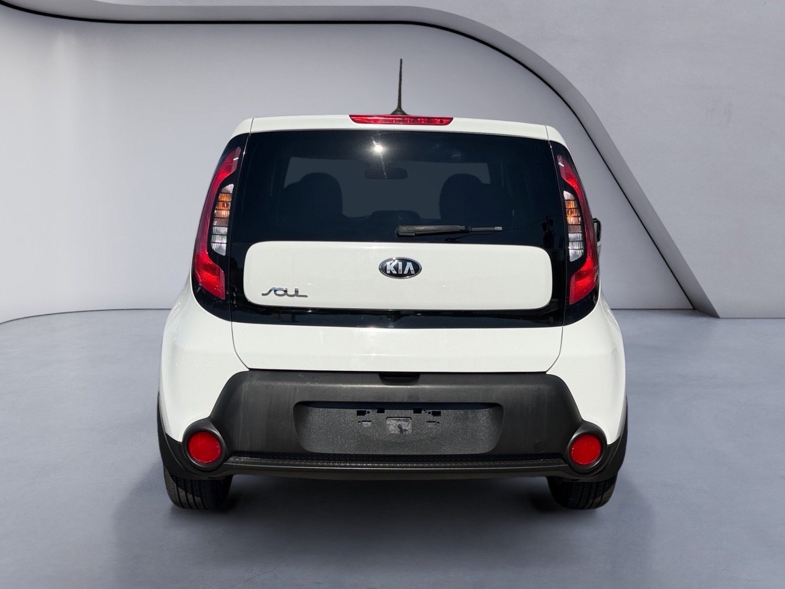 Used 2015 Kia Soul FWD image 4
