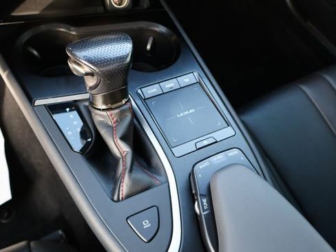 Used 2021 Lexus UX 200 F Sport image 16