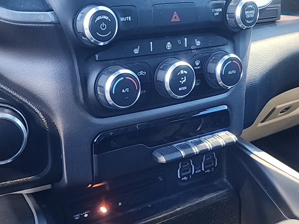 Used 2019 RAM 1500 Big Horn AWD/4WD image 5