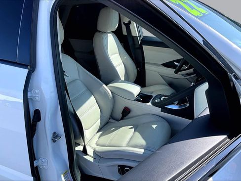 Used 2022 Jaguar E-PACE SE AWD/4WD image 9