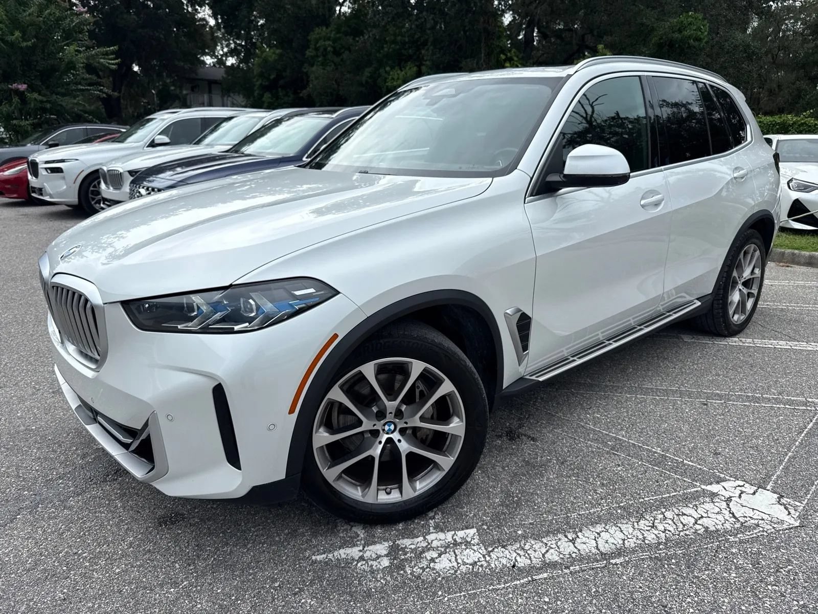Used 2024 BMW X5 sDrive40i RWD image 2