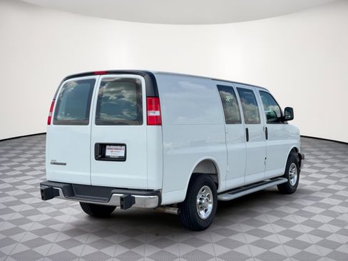 Used 2025 Chevrolet Express 2500 w/ Driver Convenience Package RWD image 9
