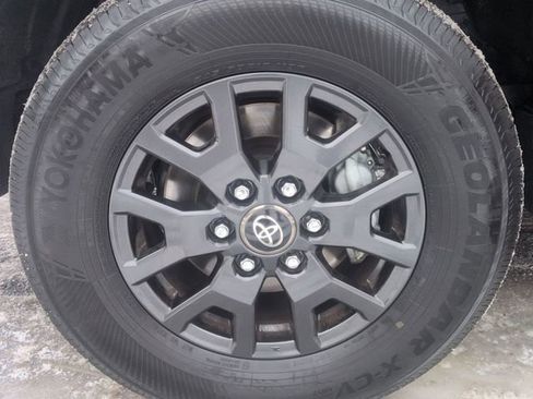 Certified 2025 Toyota 4Runner SR5 image 11