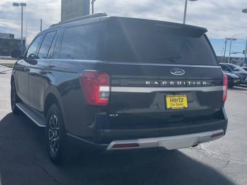 Used 2023 Ford Expedition Max XLT image 8