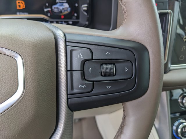 Used 2023 GMC Yukon XL Denali RWD image 34