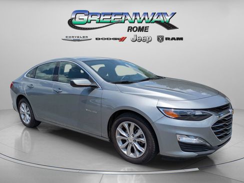 Used 2024 Chevrolet Malibu LT FWD image 2