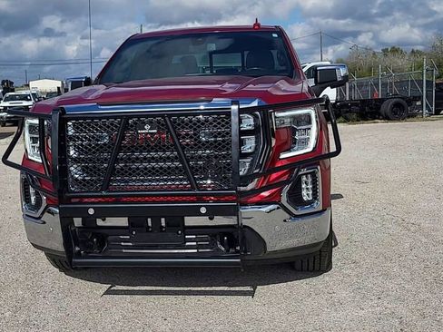 Used 2021 GMC Sierra 1500 SLT image 3