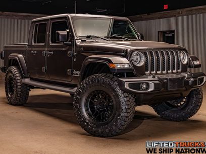 Used 2022 Jeep Gladiator Overland w/ Popular Equipment Package