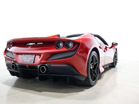 Used 2022 Ferrari F8 Tributo RWD image 69