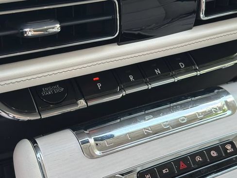New 2026 Lincoln Aviator Reserve AWD/4WD image 30