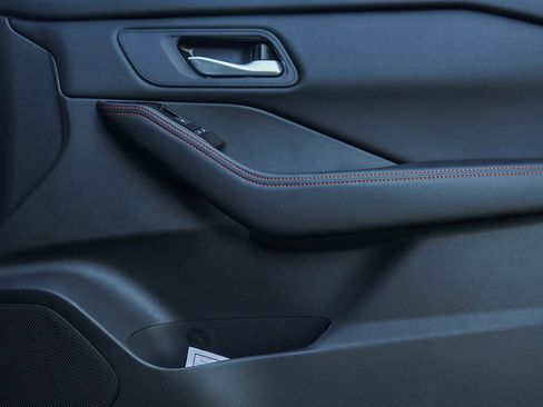 New 2026 Nissan Rogue SV image 10