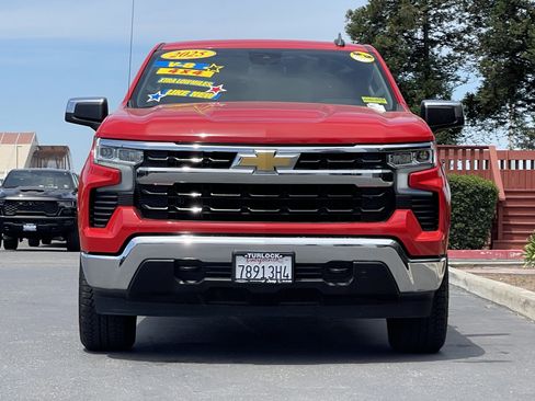 Used 2025 Chevrolet Silverado 1500 LT AWD/4WD image 6