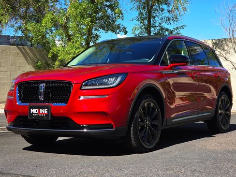 Used 2020 Lincoln Corsair Reserve w/ Equipment Group 201A FWD image 3