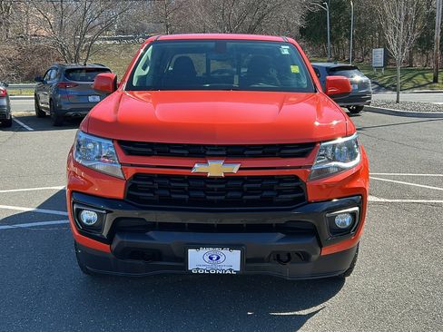 Used 2022 Chevrolet Colorado LT w/ LT Convenience Package image 4