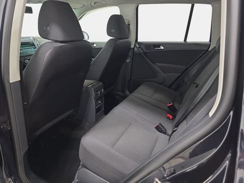 Used 2012 Volkswagen Tiguan S FWD image 12