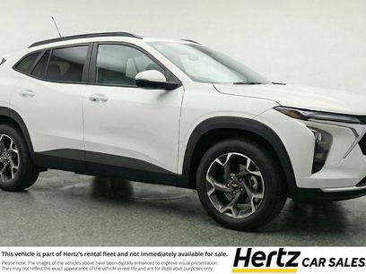 Used 2025 Chevrolet Trax LT w/ LT Convenience Package