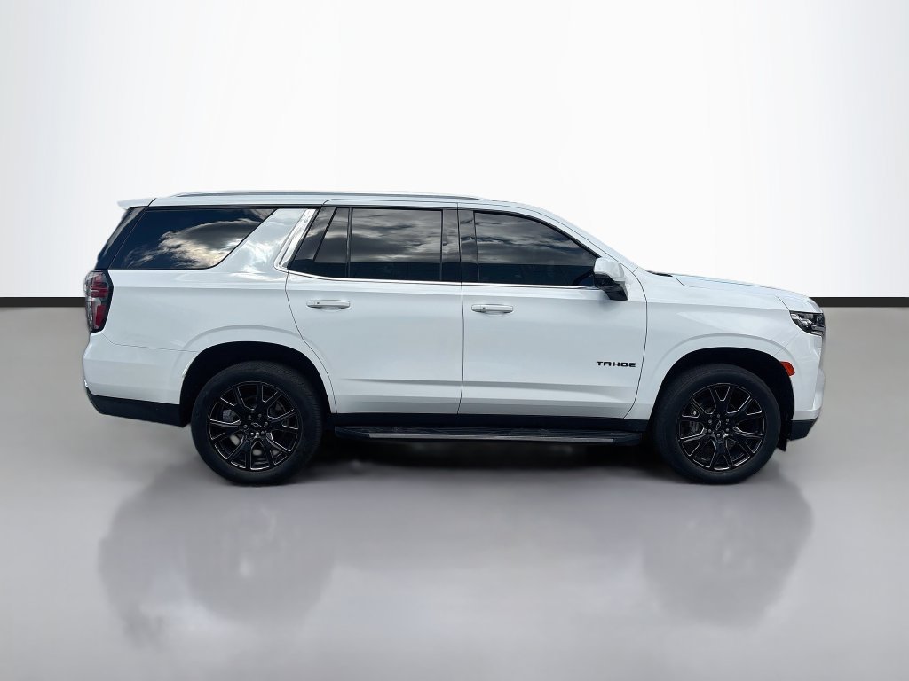 Used 2023 Chevrolet Tahoe LT w/ Luxury Package AWD/4WD image 4