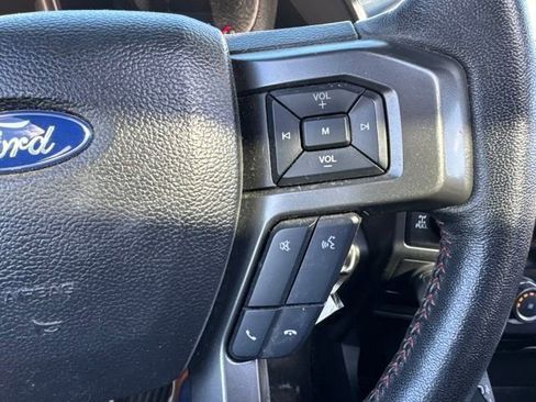 Used 2019 Ford F150 XLT w/ Equipment Group 302A Luxury AWD/4WD image 12