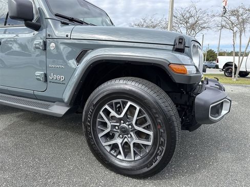 Used 2024 Jeep Wrangler Sahara image 10