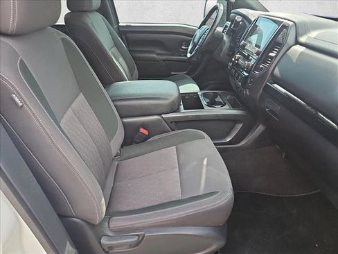 Used 2023 Nissan Titan SV w/ SV Convenience Package image 20