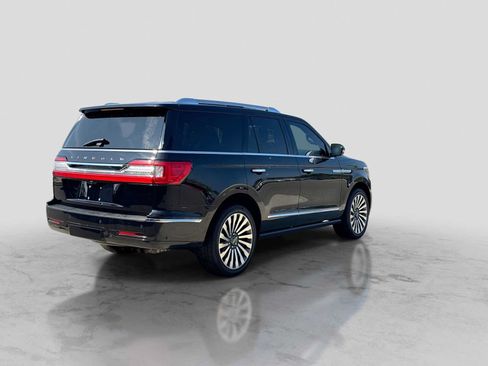 Used 2019 Lincoln Navigator Reserve AWD/4WD image 6