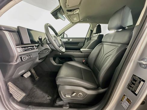 Used 2026 Hyundai Santa Fe SEL FWD image 13