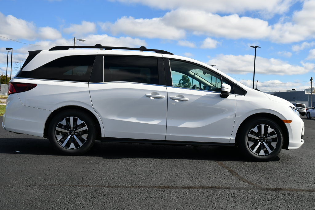 New 2027 Honda Odyssey EX-L image 8