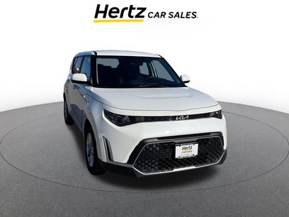 Used 2025 Kia Soul LX w/ LX Technology Package