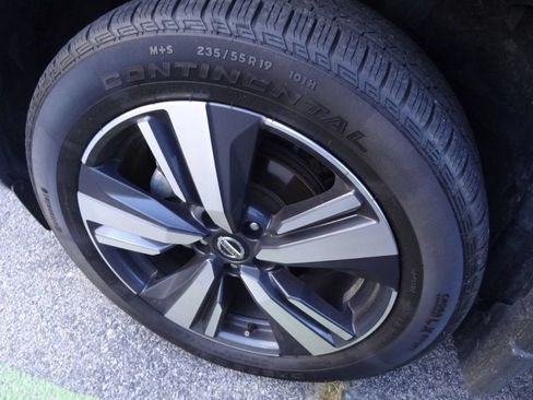 Used 2021 Nissan Rogue SL FWD image 12