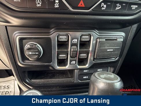 Used 2021 Jeep Wrangler Unlimited Sahara w/ Uconnect 4C Nav & Sound Group image 34