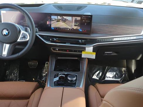 Used 2026 BMW X5 sDrive40i w/ M Sport Package RWD image 13