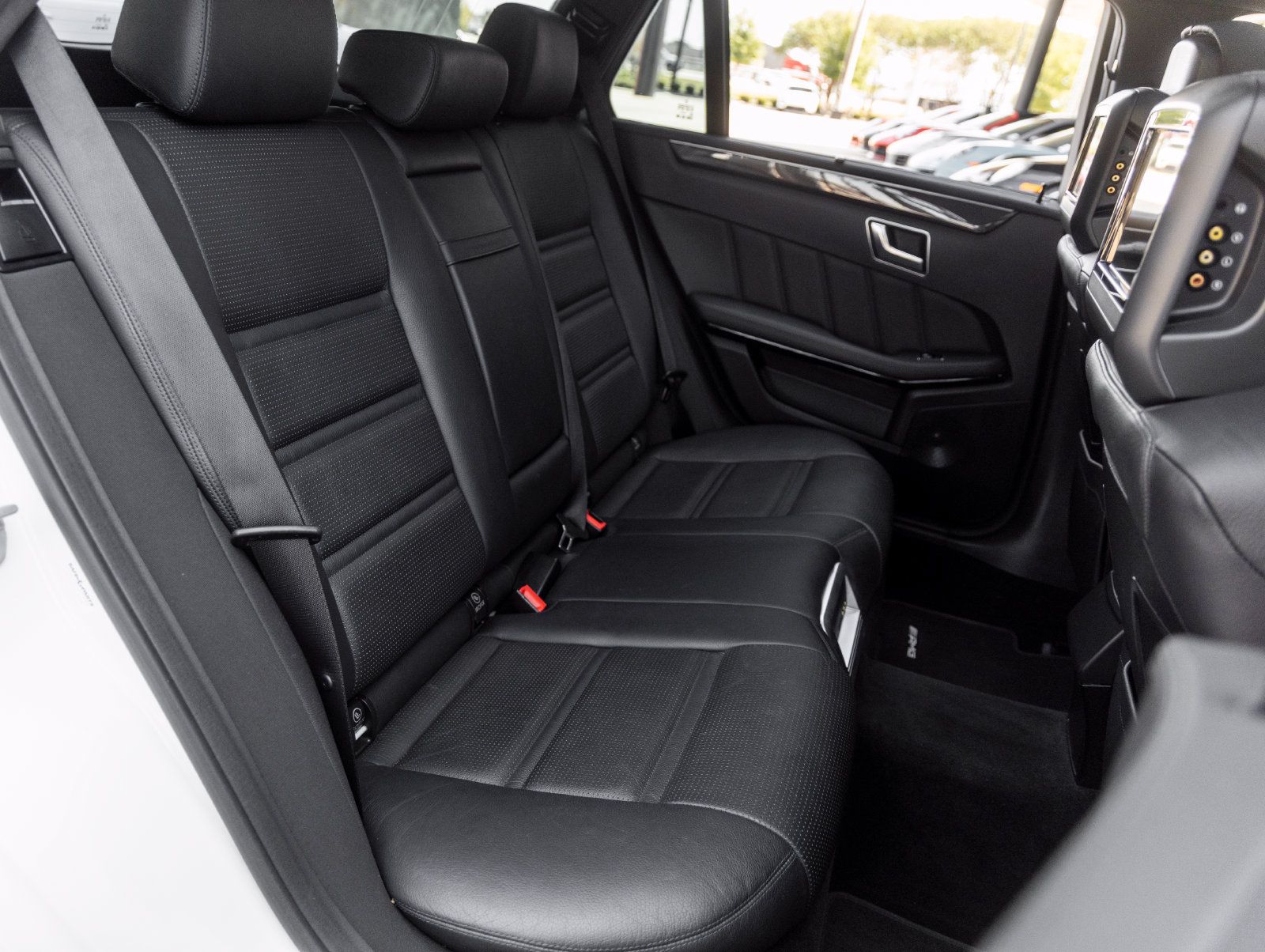 Used 2012 Mercedes-Benz E 63 AMG Wagon image 46