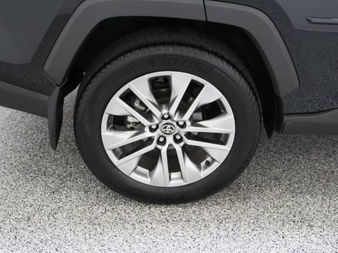 Used 2025 Toyota RAV4 XLE Premium FWD image 6