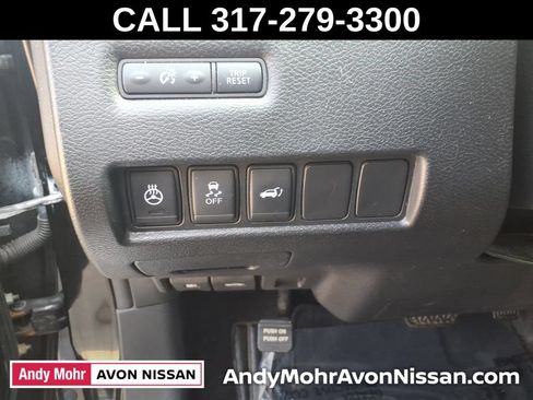 Used 2016 Nissan Murano SV AWD/4WD image 19