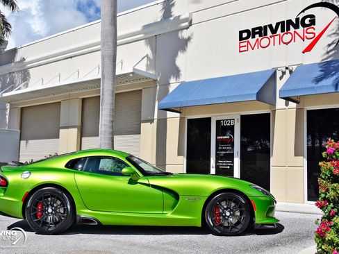 Used 2017 Dodge Viper GTC w/ Advanced Aerodynamics Package RWD image 26
