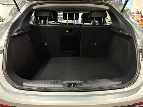 Used 2018 INFINITI QX30 AWD image 9