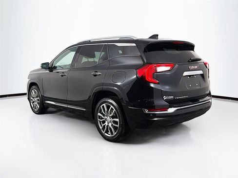 Used 2022 GMC Terrain Denali image 5