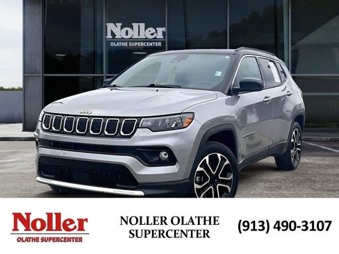 Used 2023 Jeep Compass Limited AWD/4WD image 1