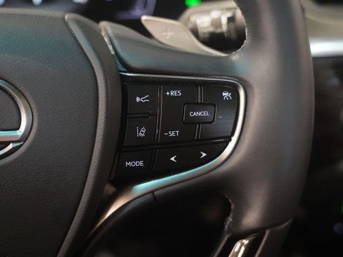 Used 2020 Lexus ES 350 w/ Premium Package FWD image 17