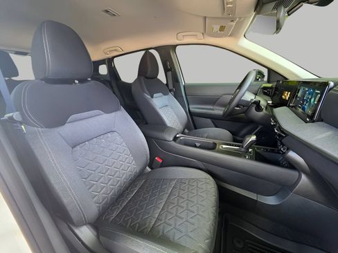 New 2026 Nissan Kicks SV w/ Cold Weather Package FWD image 9