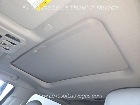 Used 2023 Toyota Highlander Limited AWD/4WD image 14